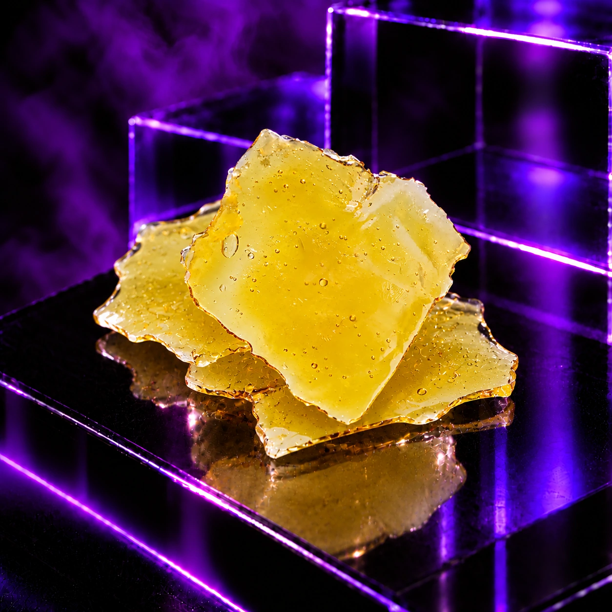 Max Exhaust Haze Sativa Shatter 1 g beauty shot